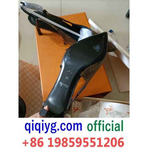 qiqiyg.com Gran oferta 2026 Bolsos y ropa de moda ...