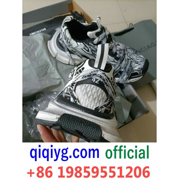 qiqiyg.com Gran oferta 2026 Bolsos y ropa de moda ...