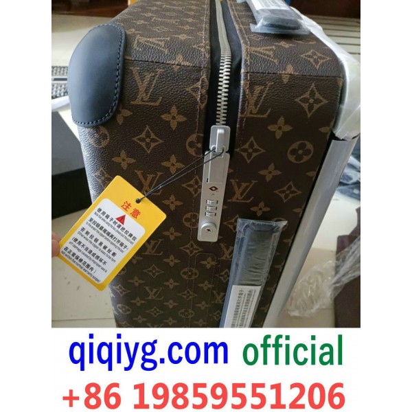 qiqiyg.com Gran oferta 2026 Bolsos y ropa de moda ...