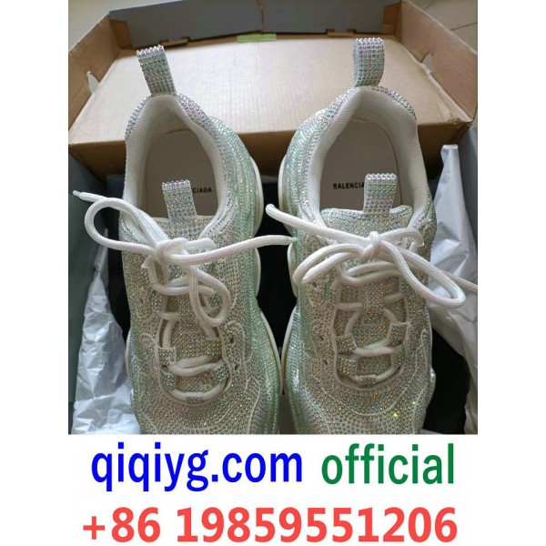qiqiyg.com Gran oferta 2026 Bolsos y ropa de moda ...
