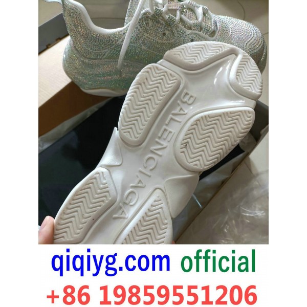 qiqiyg.com Gran oferta 2026 Bolsos y ropa de moda ...